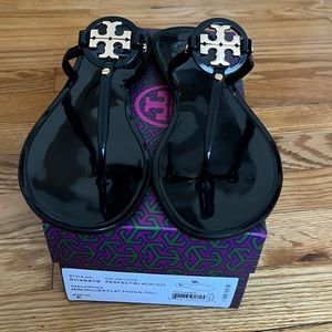 TORY BURCH MINI MILLER JELLY THONG SANDAL